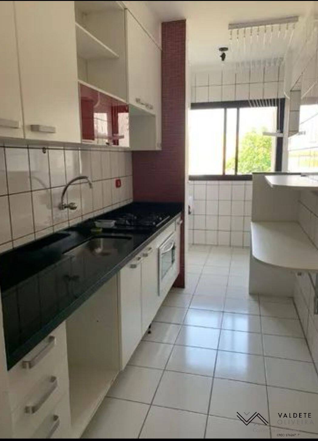 Apartamento à venda com 3 quartos, 90m² - Foto 1