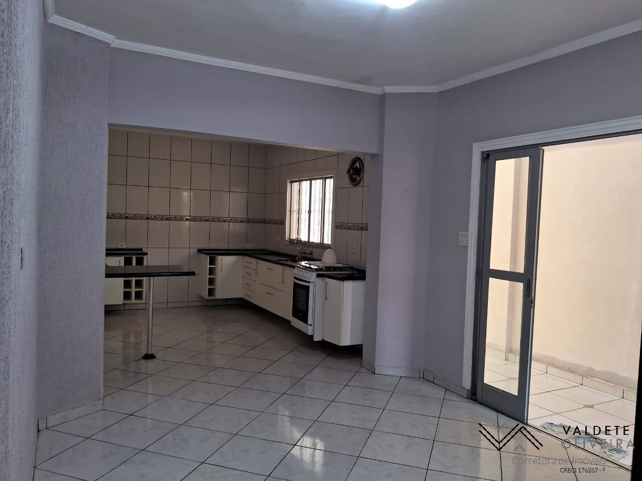 Casa à venda com 4 quartos, 240m² - Foto 12