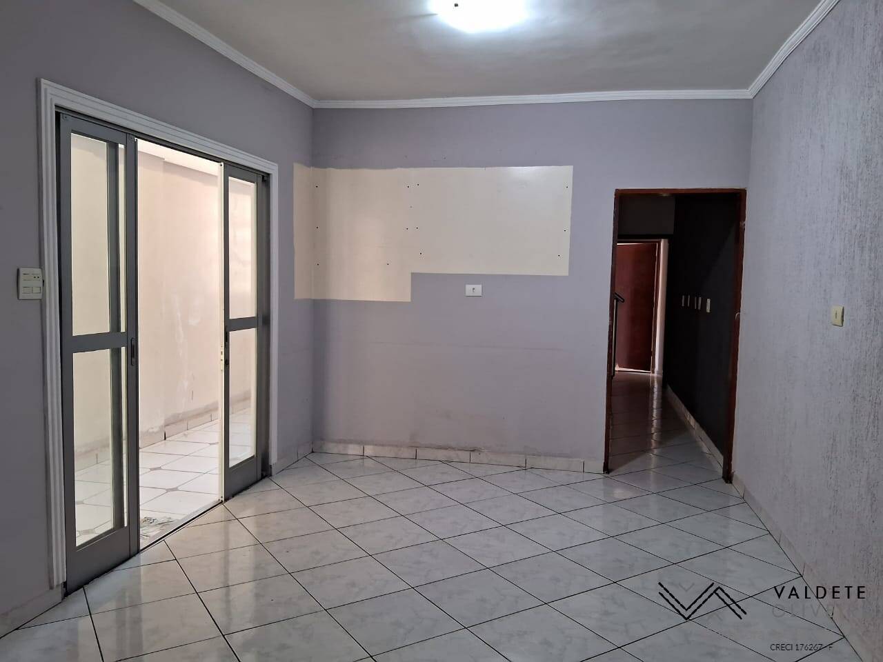 Casa à venda com 4 quartos, 240m² - Foto 10