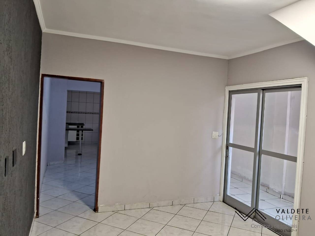 Casa à venda com 4 quartos, 240m² - Foto 17