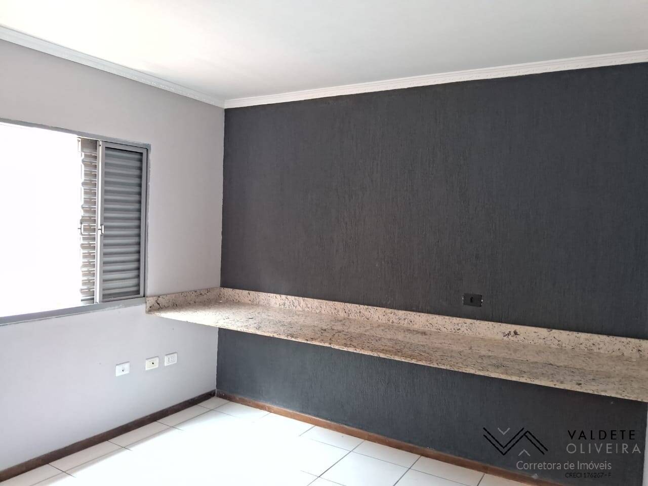 Casa à venda com 4 quartos, 240m² - Foto 22