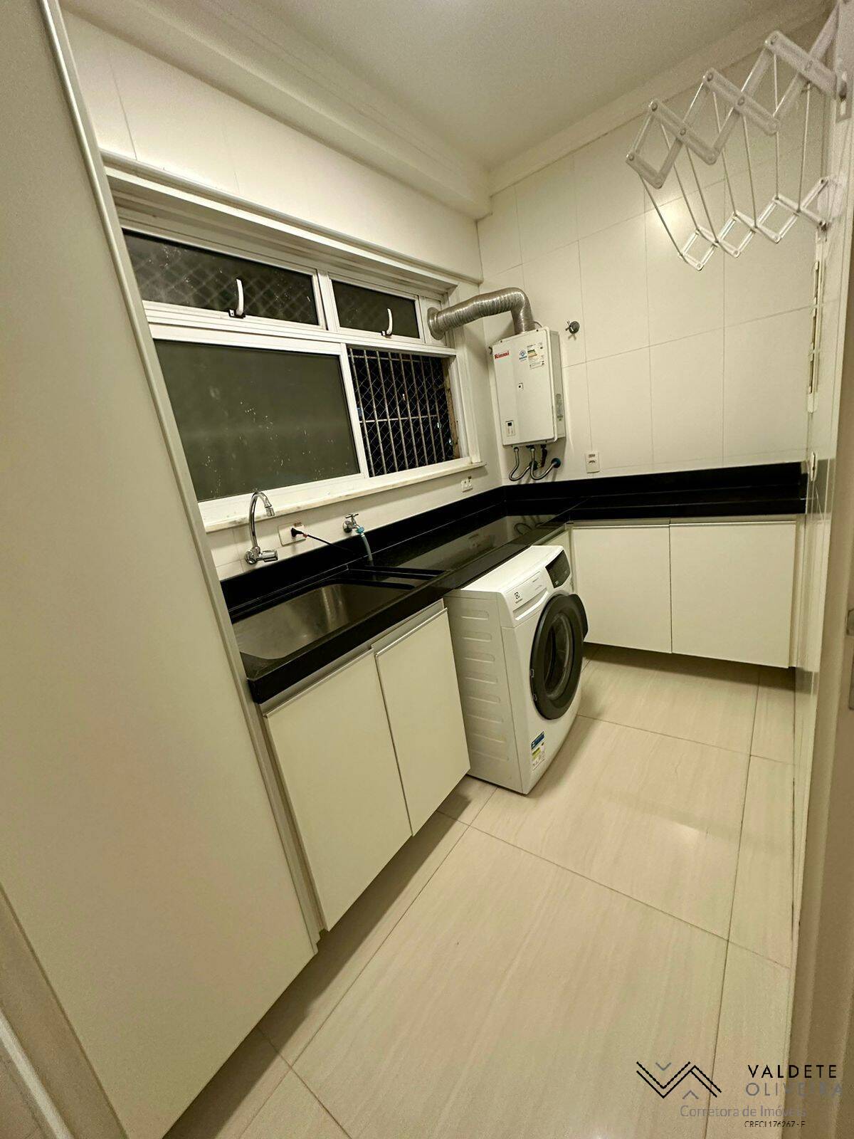 Apartamento à venda com 3 quartos, 156m² - Foto 10