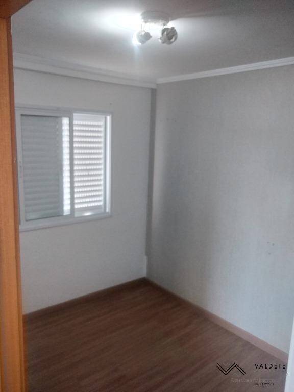 Apartamento à venda com 2 quartos, 65m² - Foto 5