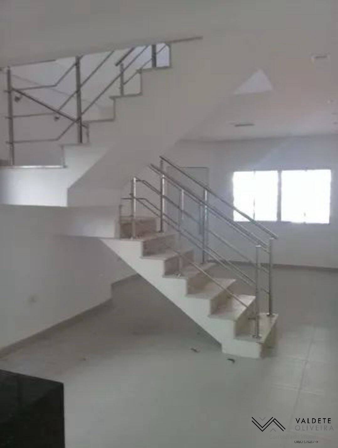 Casa à venda com 4 quartos, 153m² - Foto 13