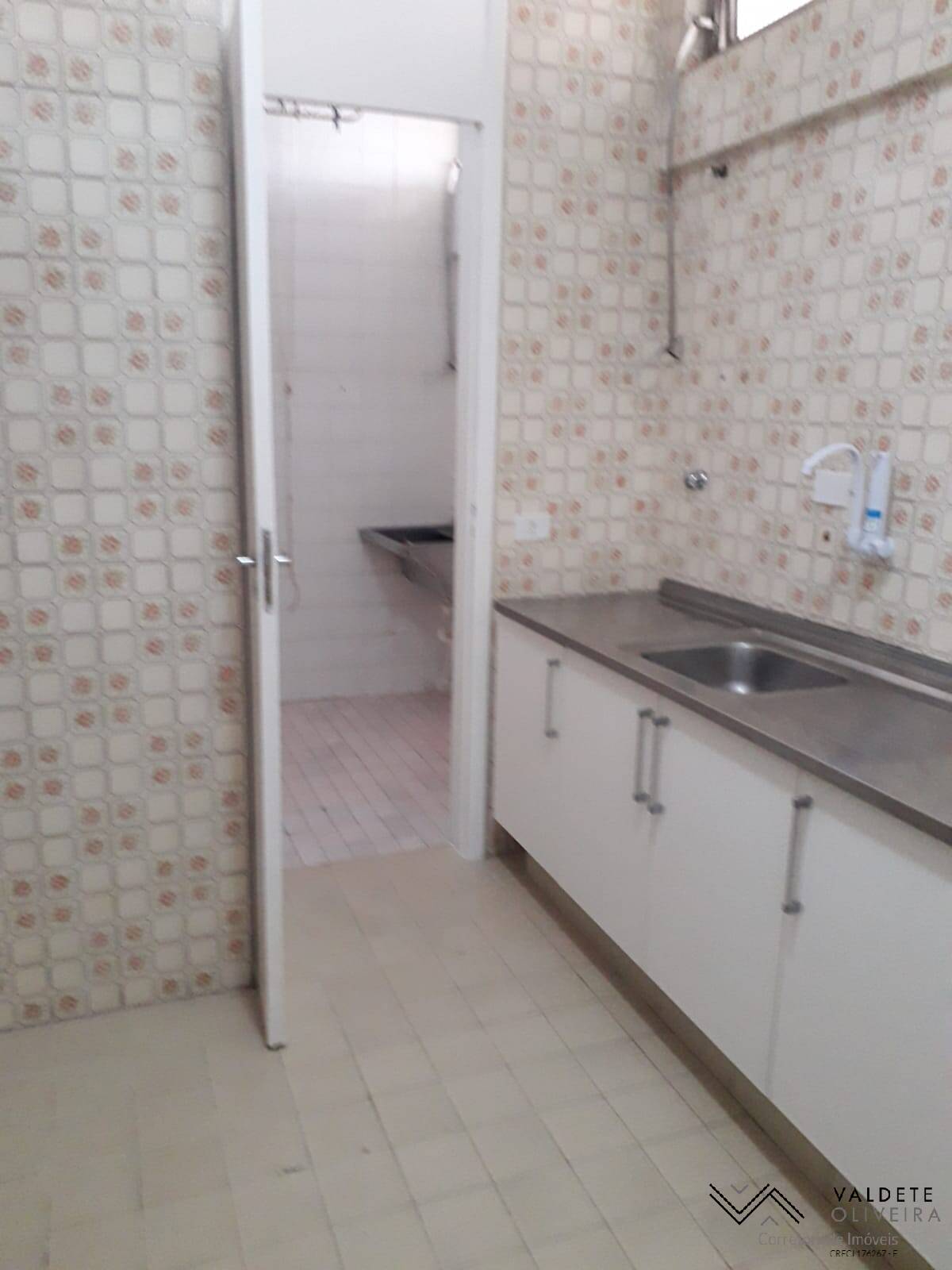 Apartamento à venda com 1 quarto, 50m² - Foto 4