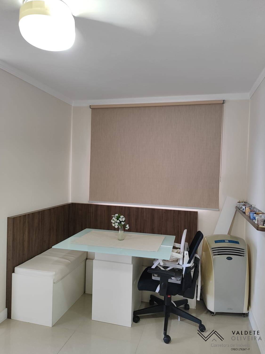 Apartamento à venda com 2 quartos, 45m² - Foto 2