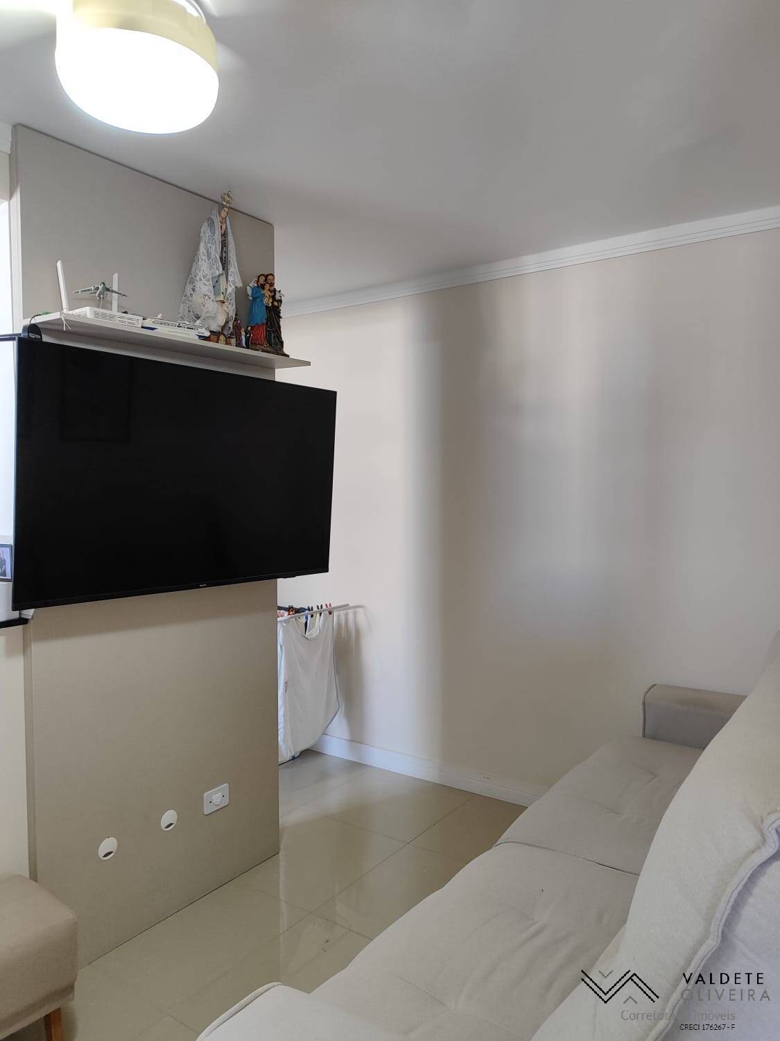 Apartamento à venda com 2 quartos, 45m² - Foto 1