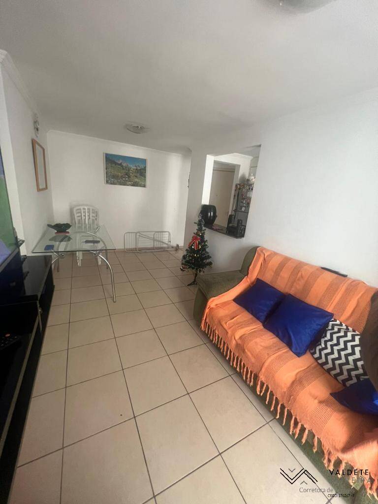 Apartamento à venda com 3 quartos, 54m² - Foto 12