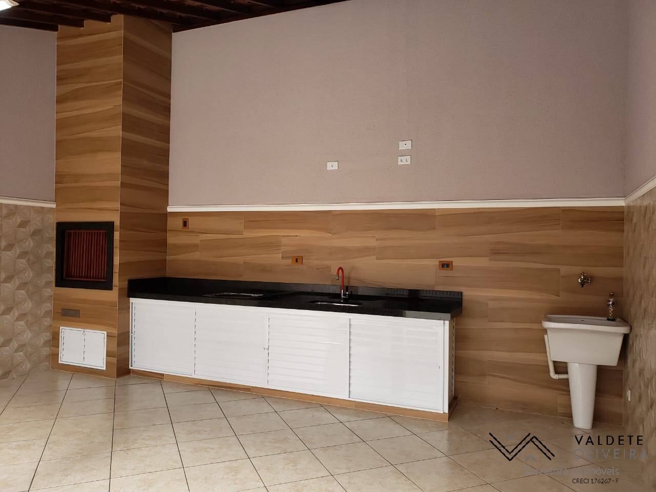 Casa à venda com 2 quartos, 90m² - Foto 5