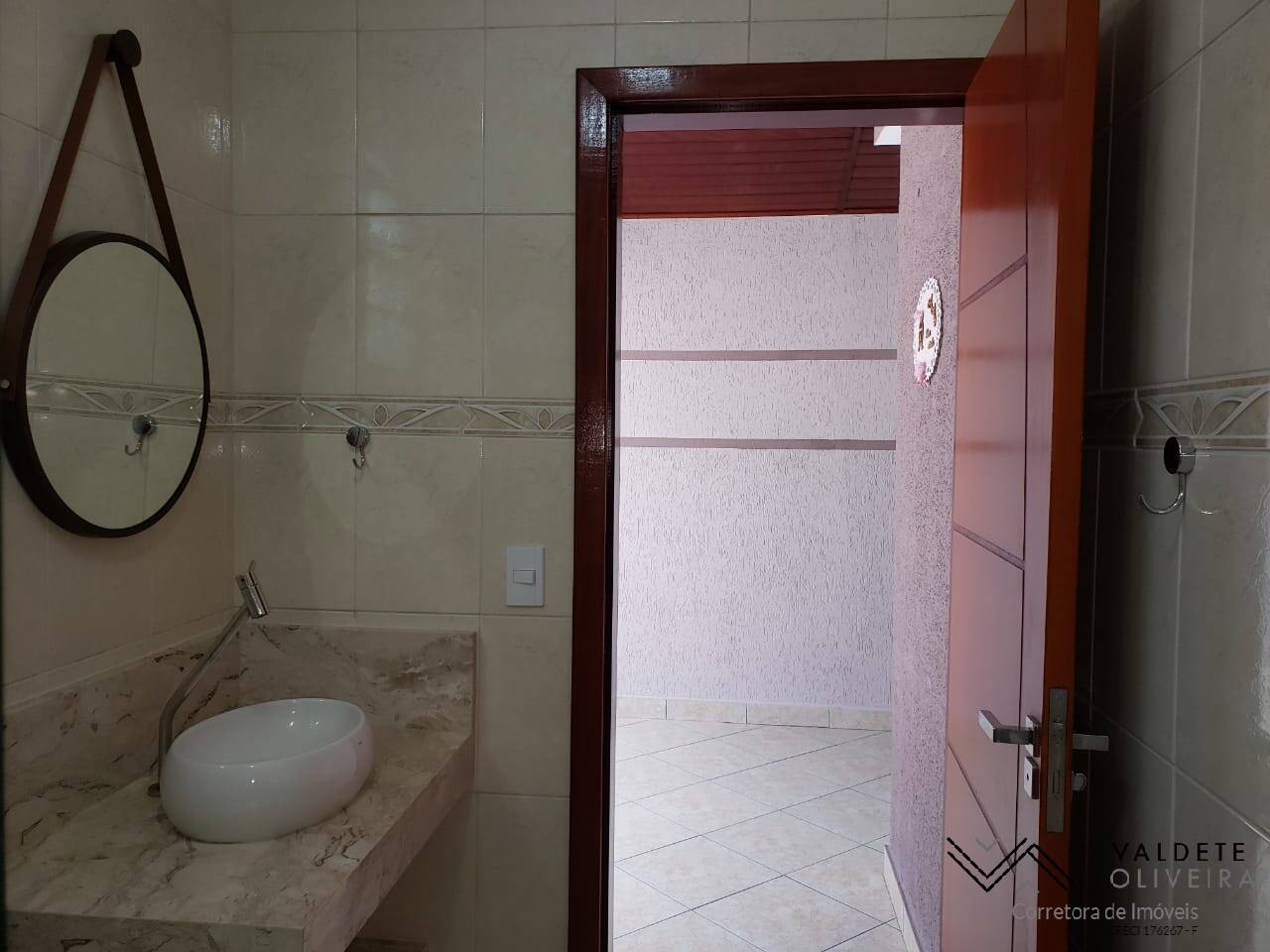 Casa à venda com 2 quartos, 90m² - Foto 11