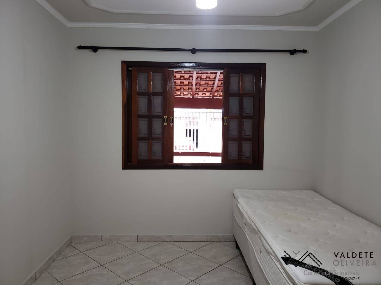 Casa à venda com 2 quartos, 90m² - Foto 29