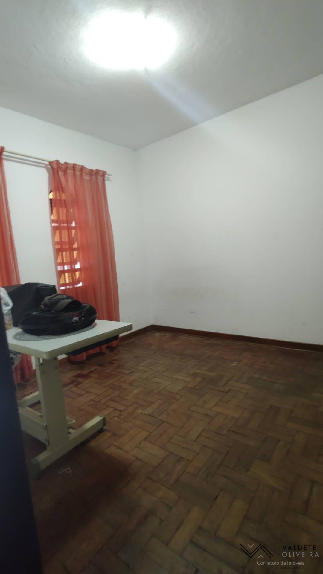 Casa à venda com 2 quartos, 92m² - Foto 4