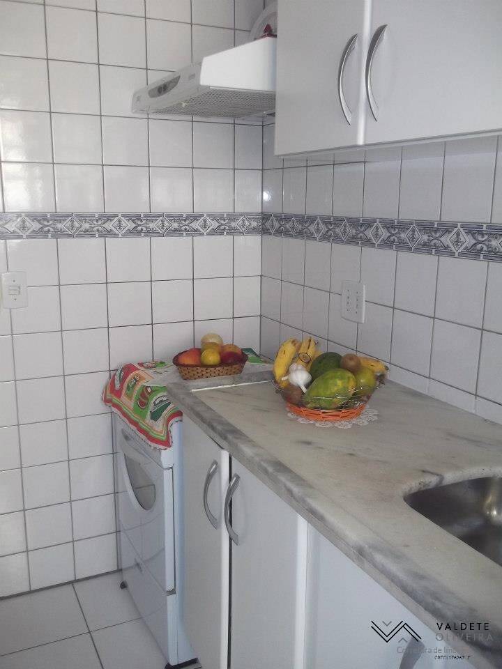 Apartamento à venda com 3 quartos, 60m² - Foto 3