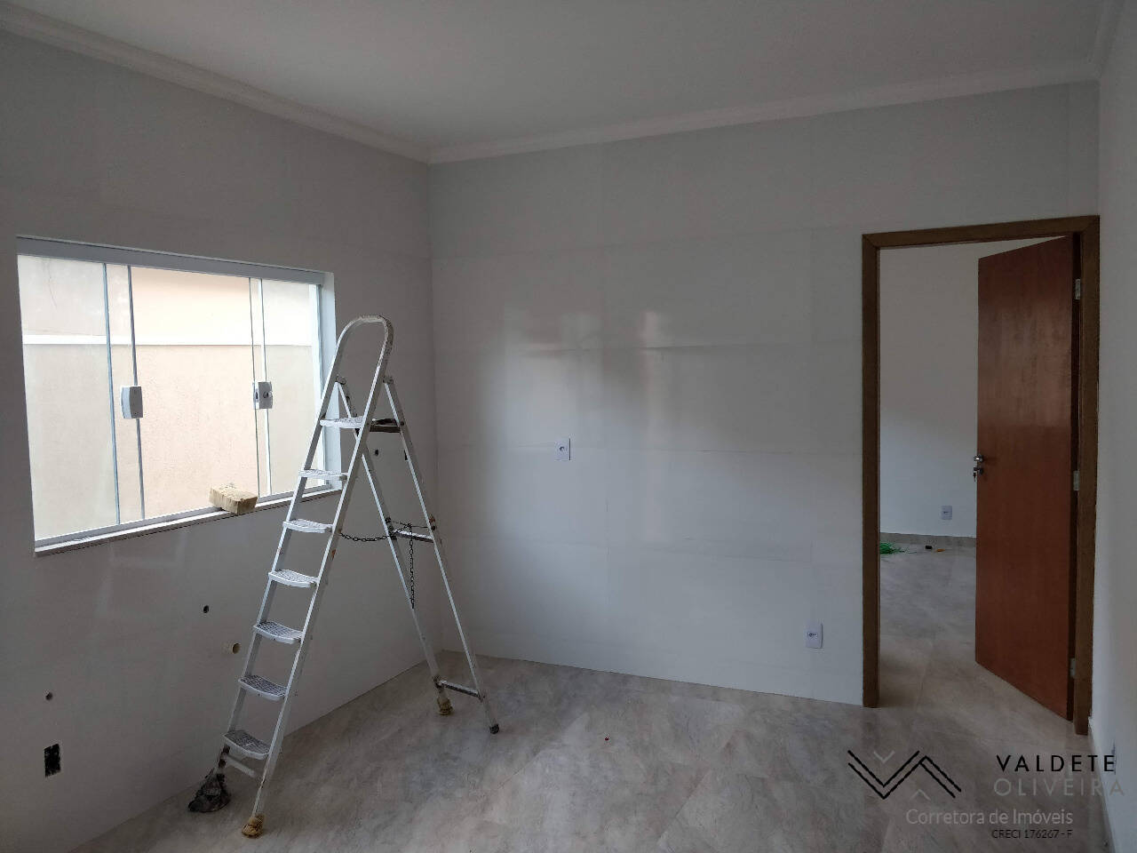 Apartamento à venda com 4 quartos, 180m² - Foto 3