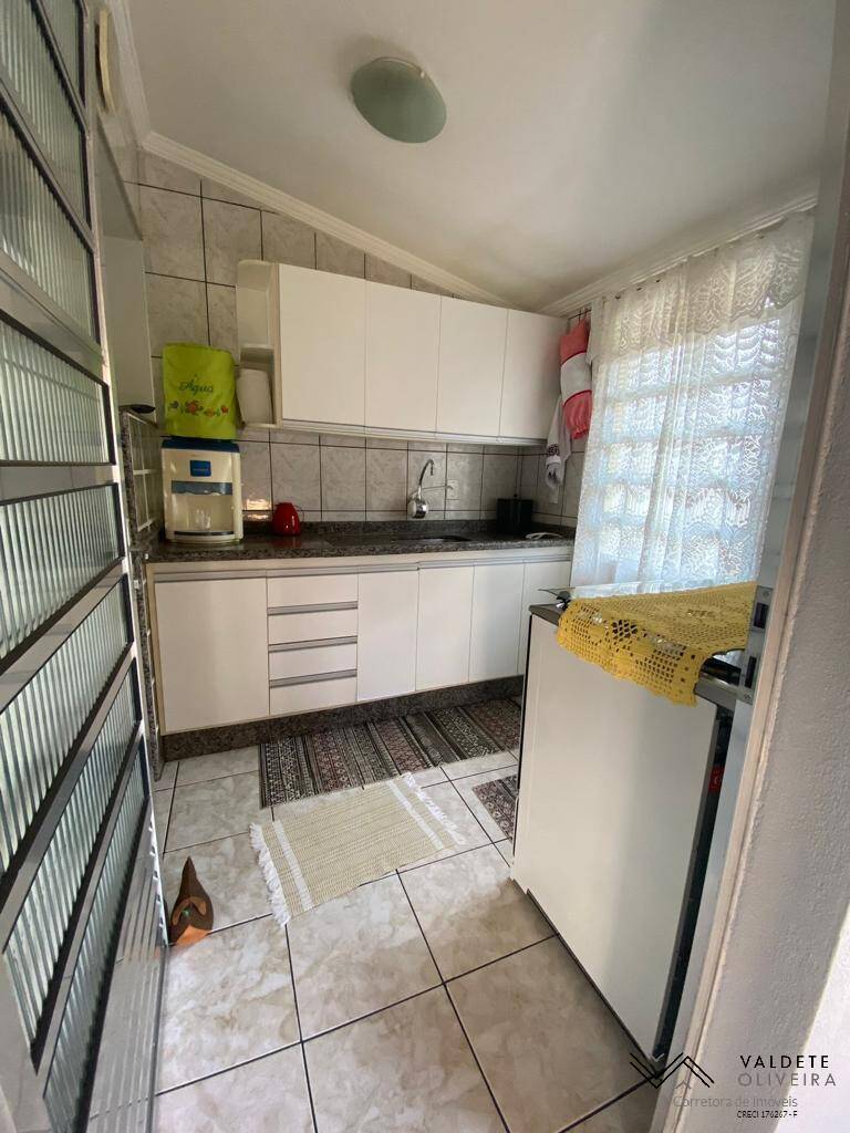 Apartamento à venda com 3 quartos, 100m² - Foto 3