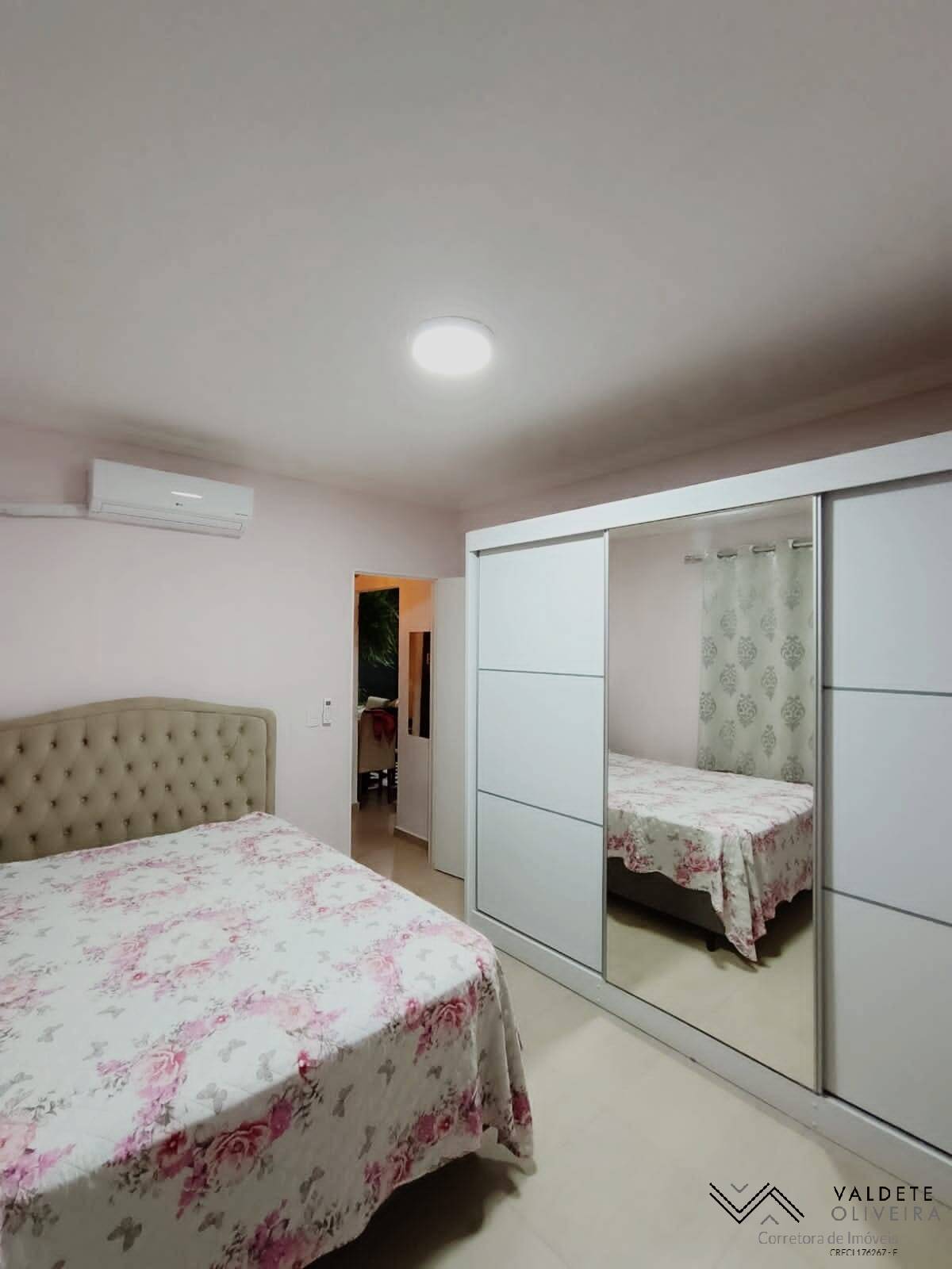 Apartamento à venda com 2 quartos, 74m² - Foto 4