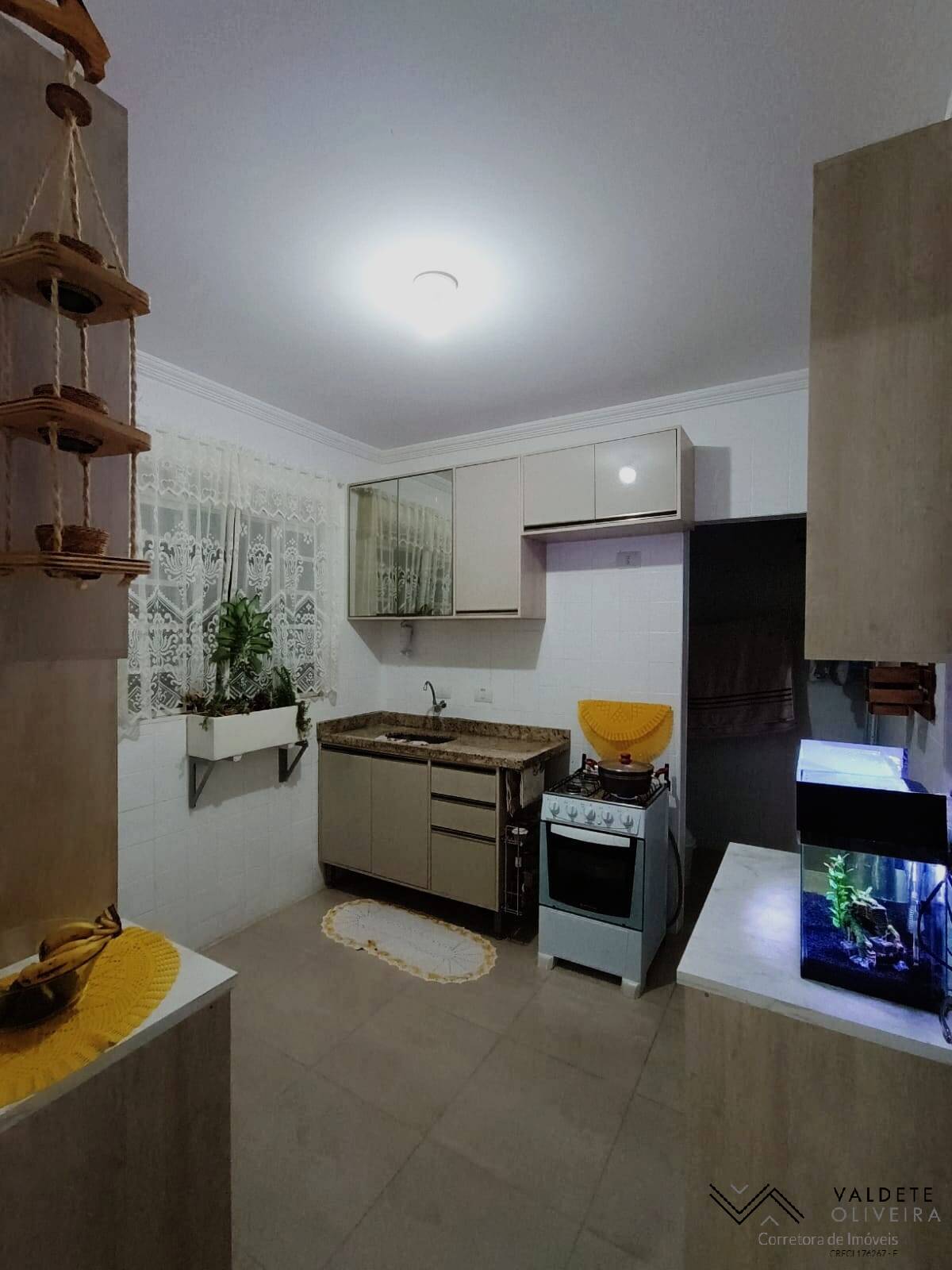 Apartamento à venda com 2 quartos, 74m² - Foto 1