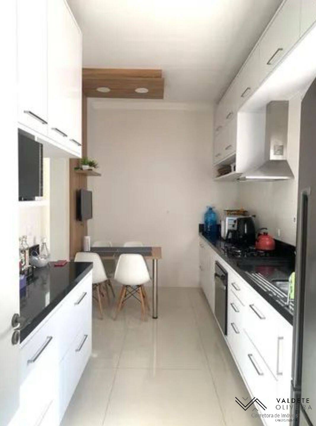 Casa à venda com 3 quartos, 160m² - Foto 7