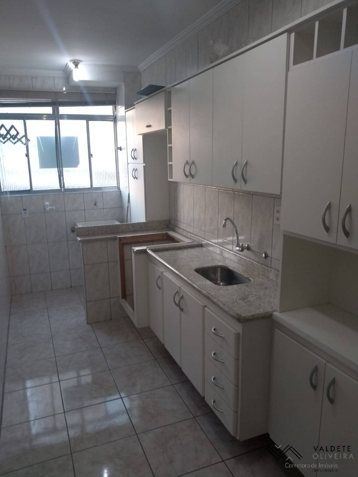 Apartamento à venda com 2 quartos, 57m² - Foto 5