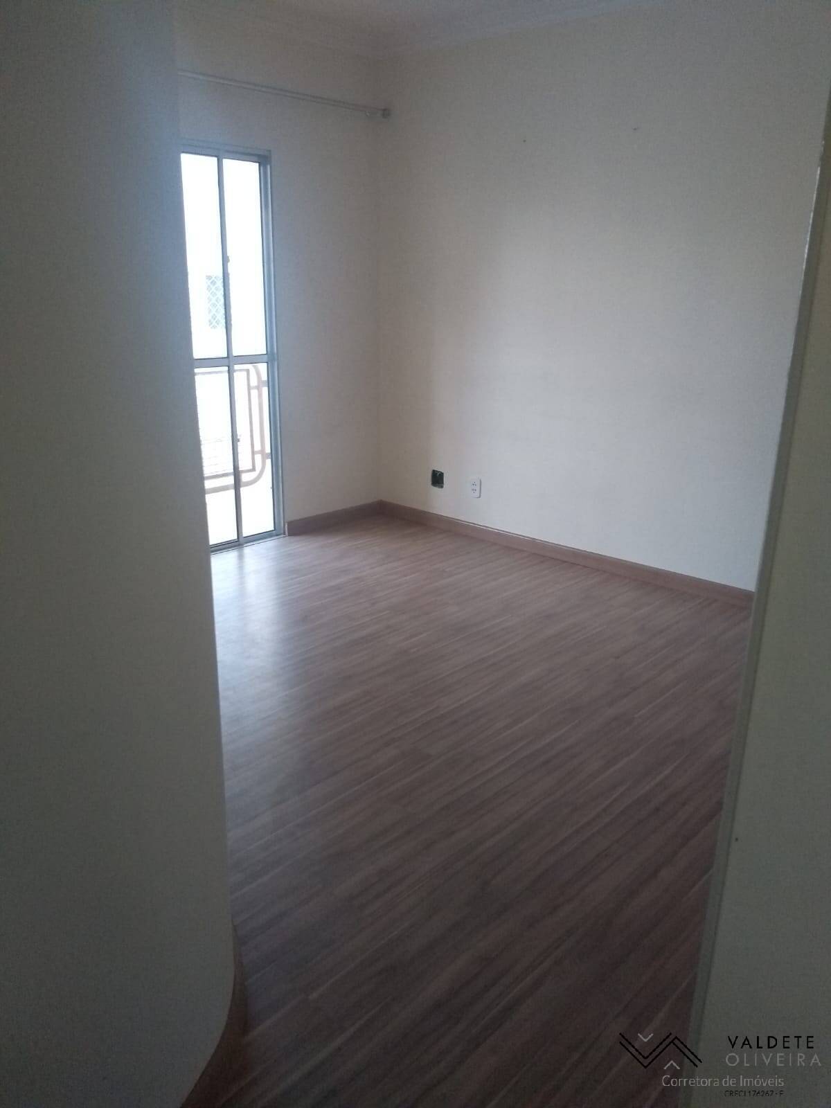 Apartamento à venda com 2 quartos, 57m² - Foto 1