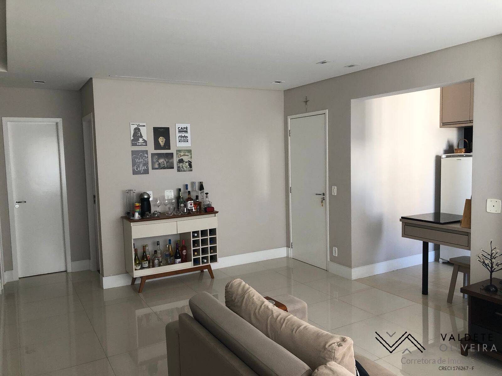 Apartamento à venda com 2 quartos, 81m² - Foto 6