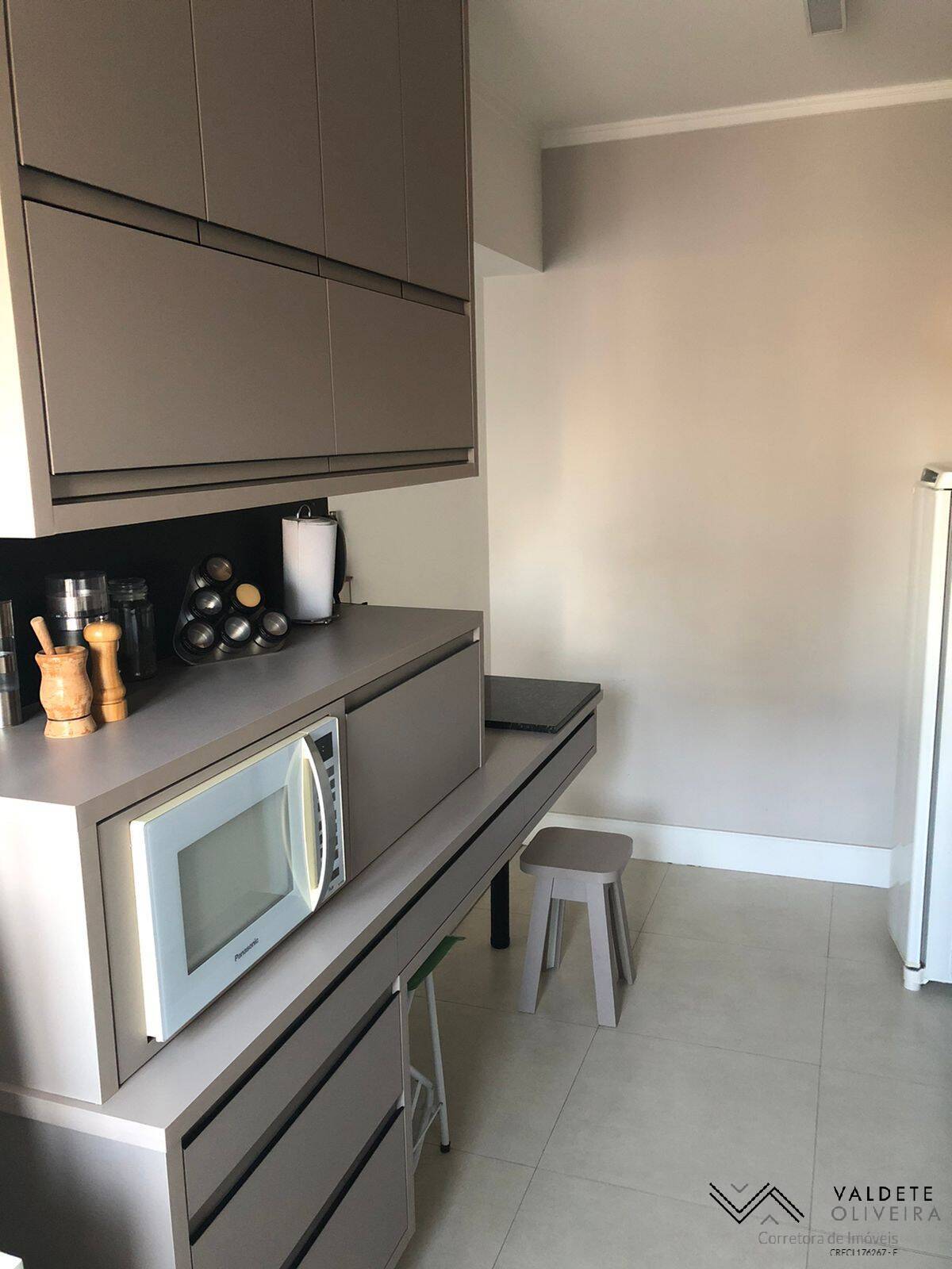 Apartamento à venda com 2 quartos, 81m² - Foto 4