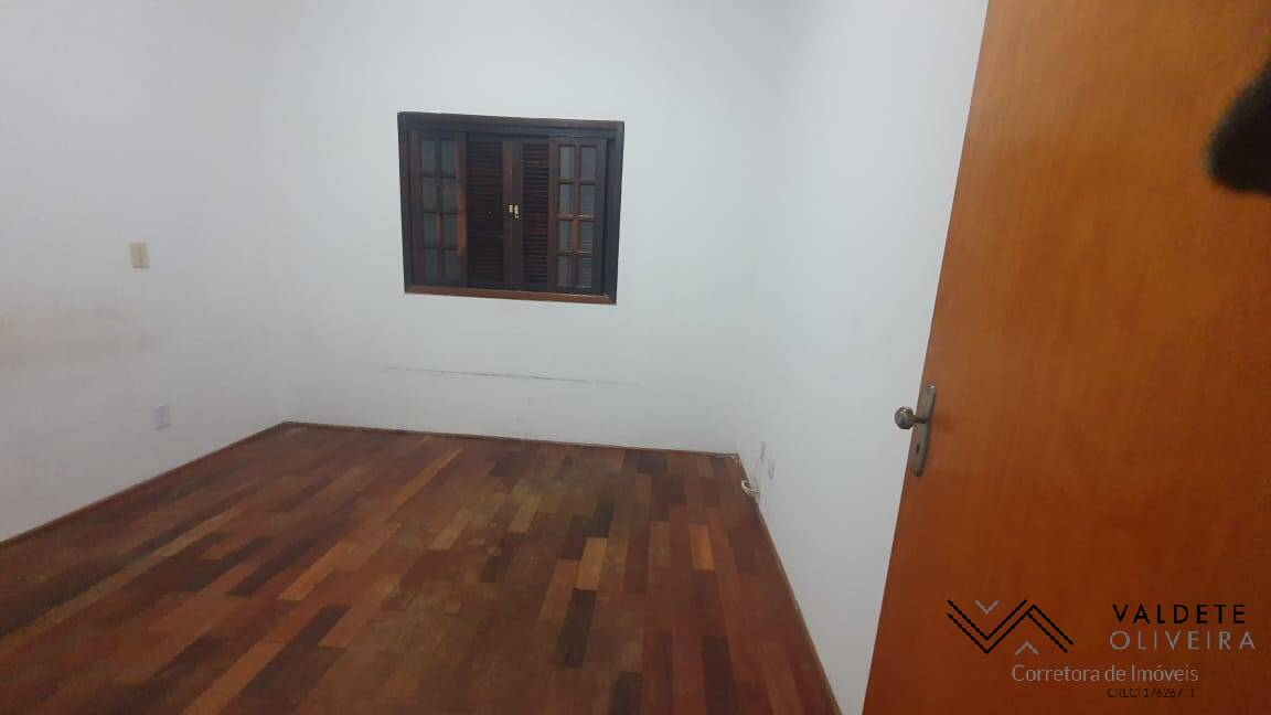 Casa à venda com 3 quartos, 150m² - Foto 5