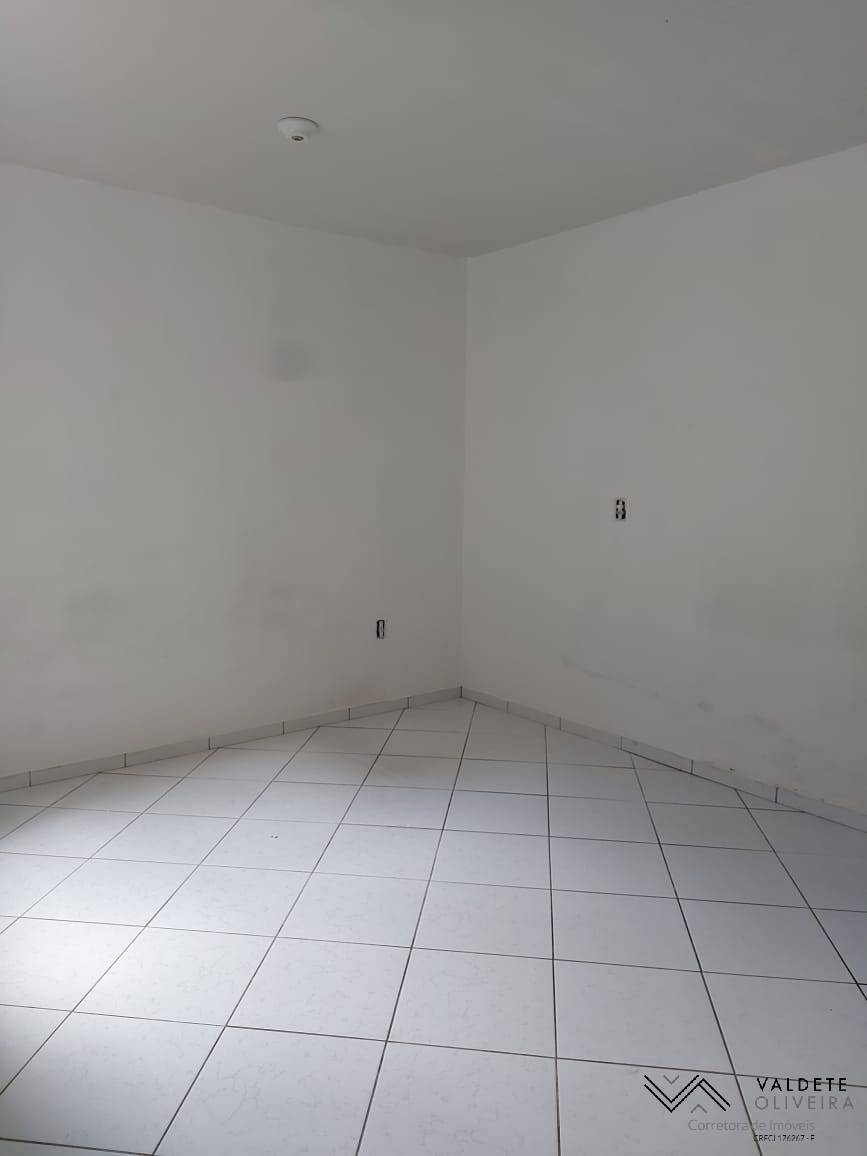 Casa à venda com 2 quartos, 150m² - Foto 10