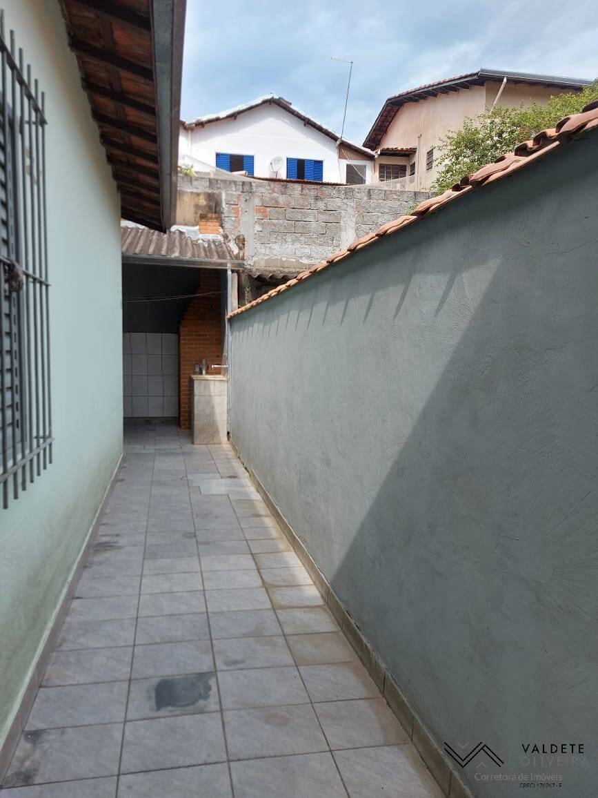 Casa à venda com 2 quartos, 150m² - Foto 13