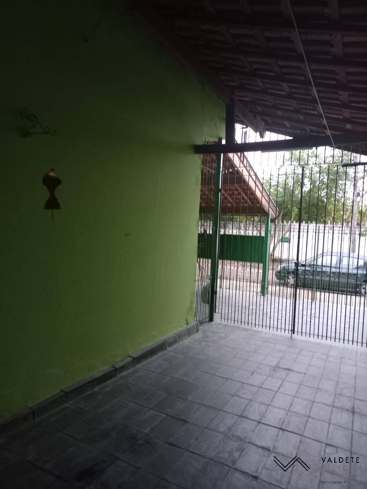 Casa à venda com 2 quartos, 150m² - Foto 12