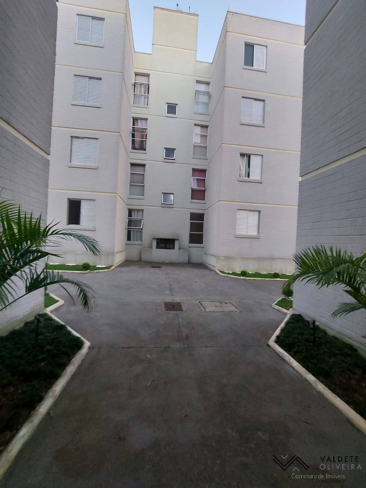 Apartamento à venda com 2 quartos, 55m² - Foto 3