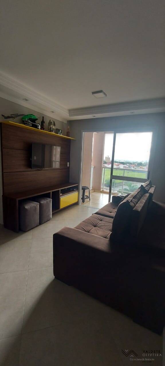 Apartamento à venda com 2 quartos, 75m² - Foto 11