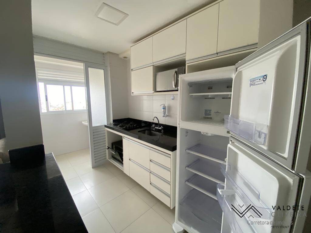 Apartamento à venda com 2 quartos, 60m² - Foto 4