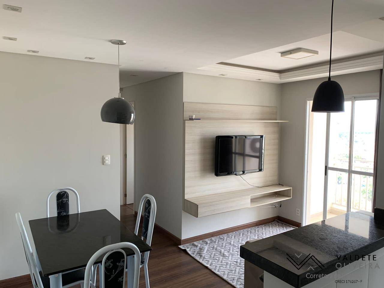 Apartamento à venda com 2 quartos, 60m² - Foto 1