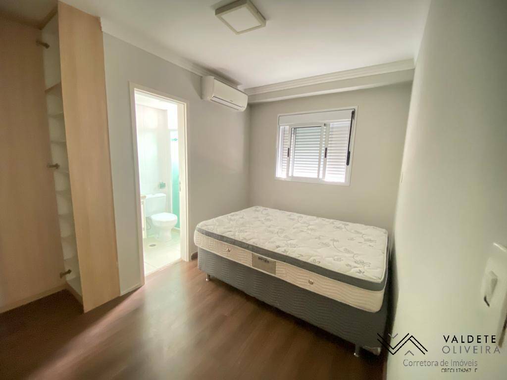 Apartamento à venda com 2 quartos, 60m² - Foto 9