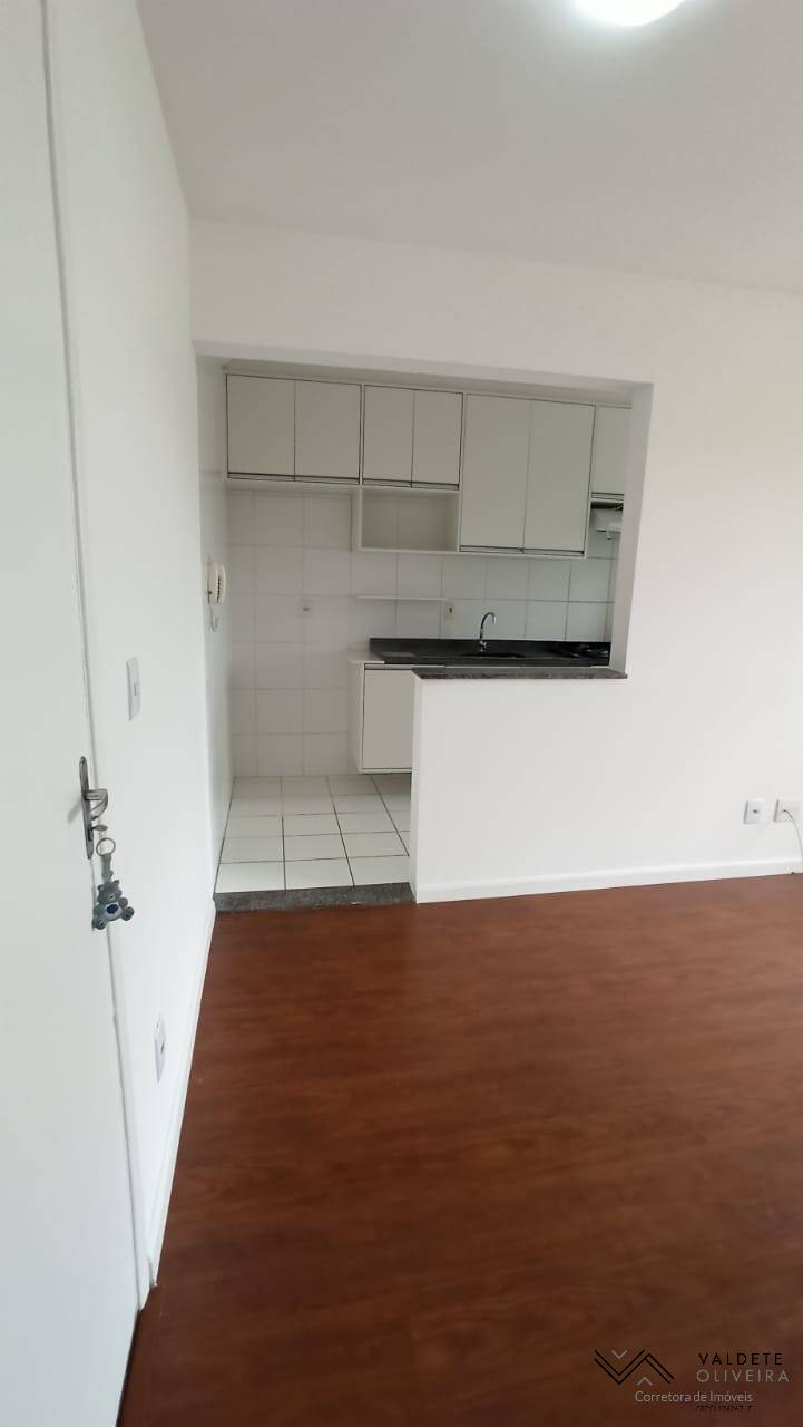 Apartamento à venda com 3 quartos, 50m² - Foto 13