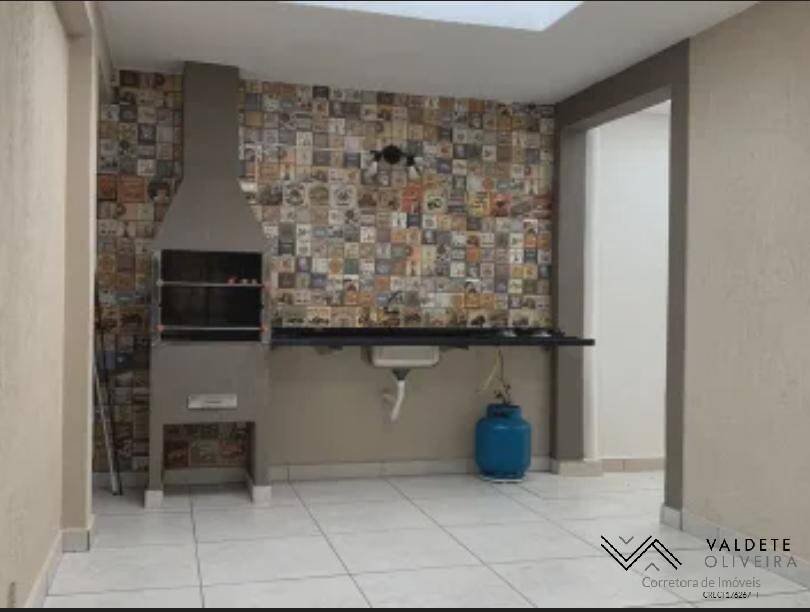 Casa à venda com 3 quartos, 210m² - Foto 8