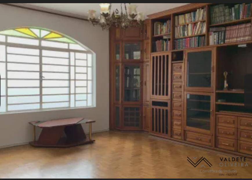 Casa à venda com 3 quartos, 210m² - Foto 6