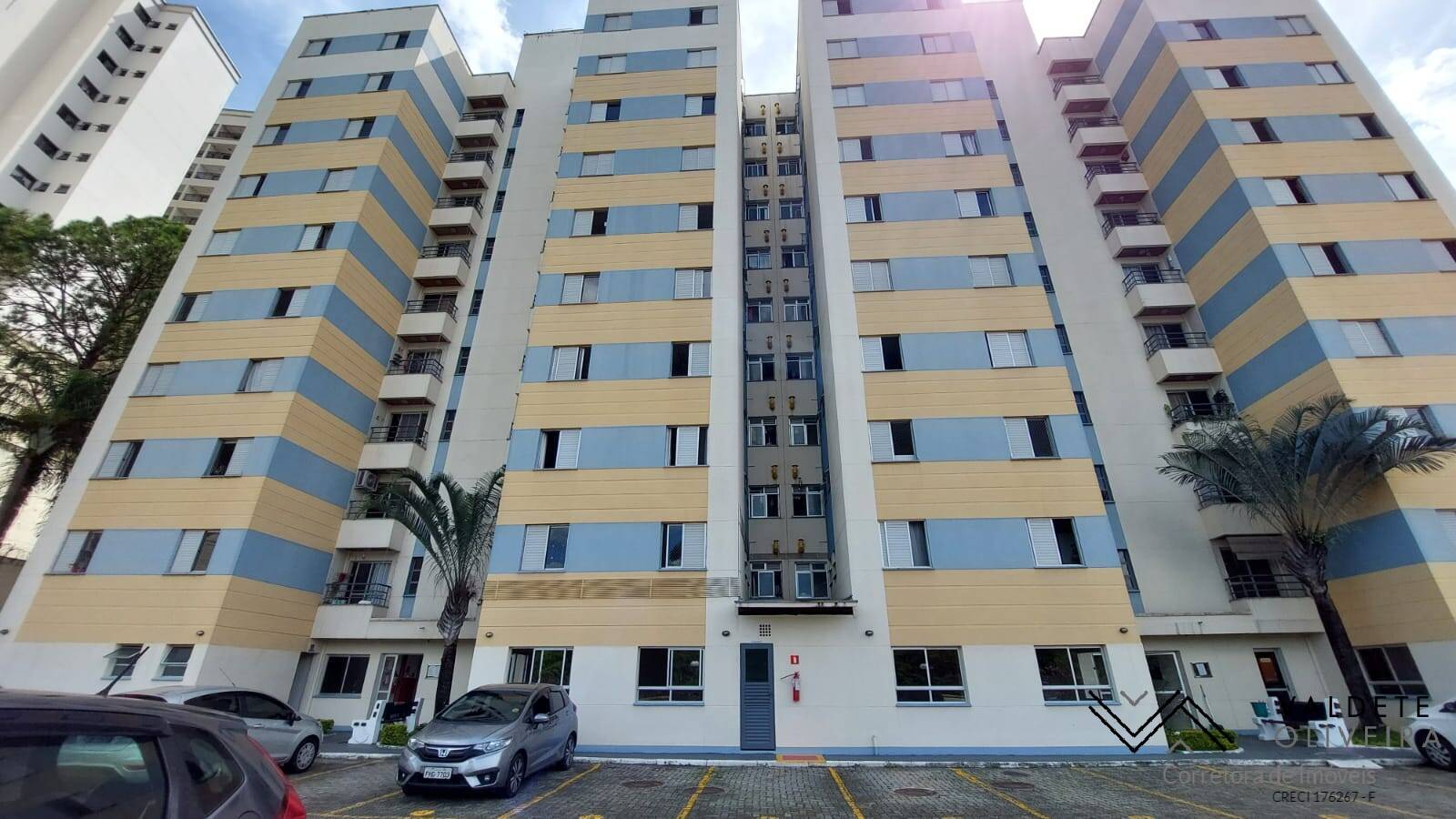 Apartamento à venda com 2 quartos, 60m² - Foto 18