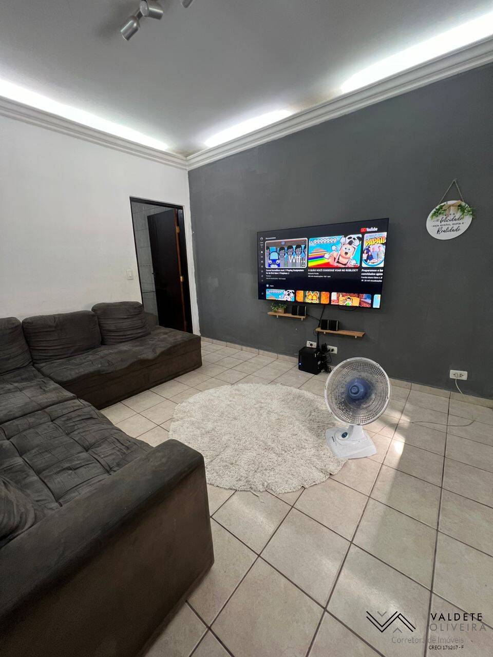 Casa à venda com 3 quartos, 179m² - Foto 14