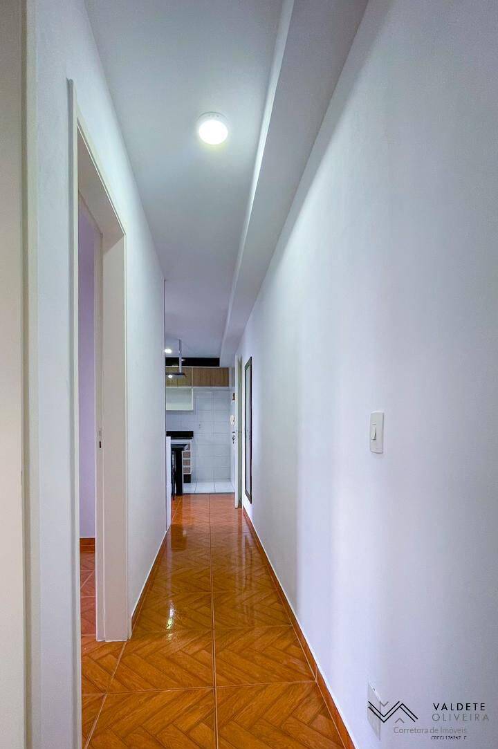 Apartamento à venda com 2 quartos, 47m² - Foto 11