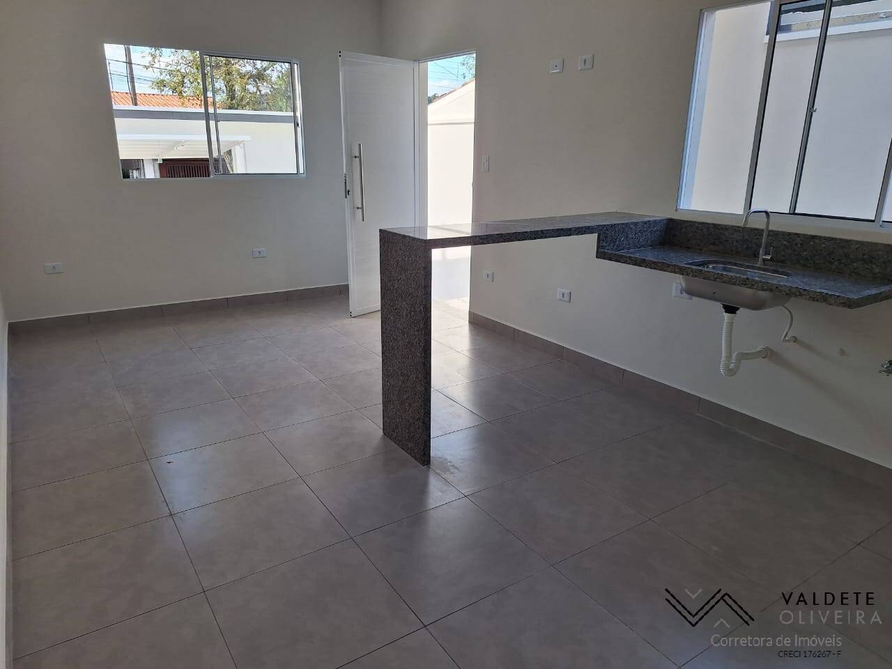 Casa à venda com 2 quartos, 125m² - Foto 5