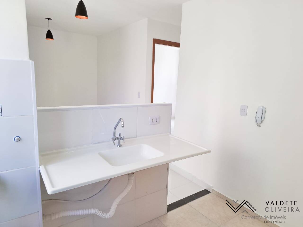 Apartamento à venda com 2 quartos, 40m² - Foto 15