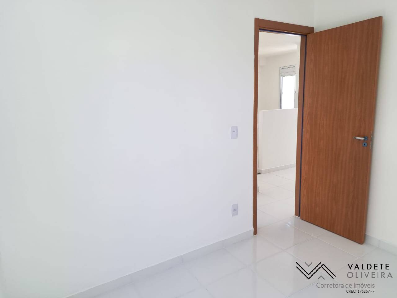 Apartamento à venda com 2 quartos, 40m² - Foto 27