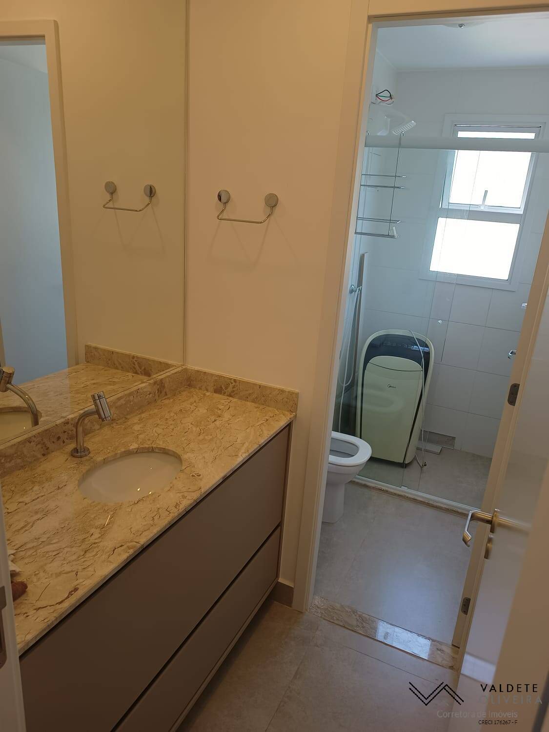 Apartamento à venda com 3 quartos, 76m² - Foto 13