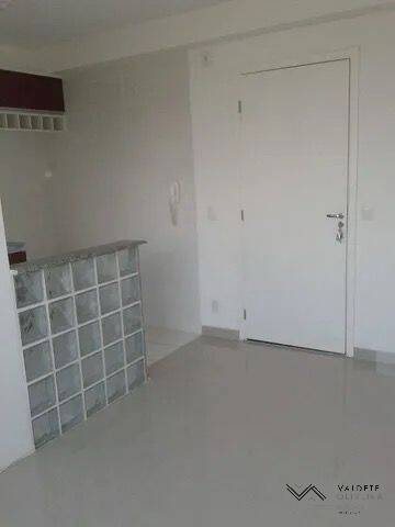 Apartamento à venda com 2 quartos, 45m² - Foto 3