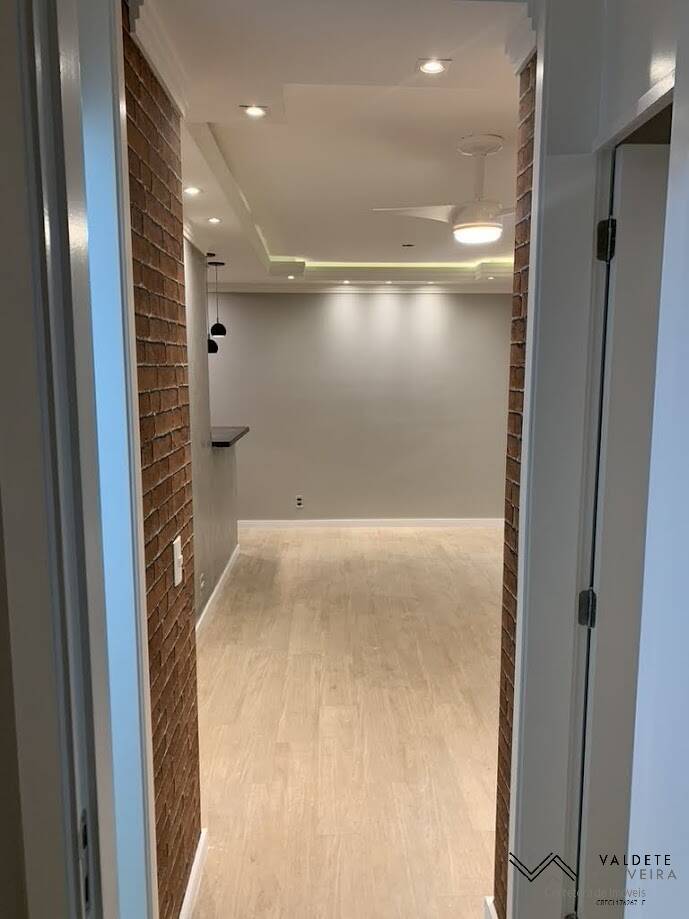 Apartamento à venda com 2 quartos, 54m² - Foto 11