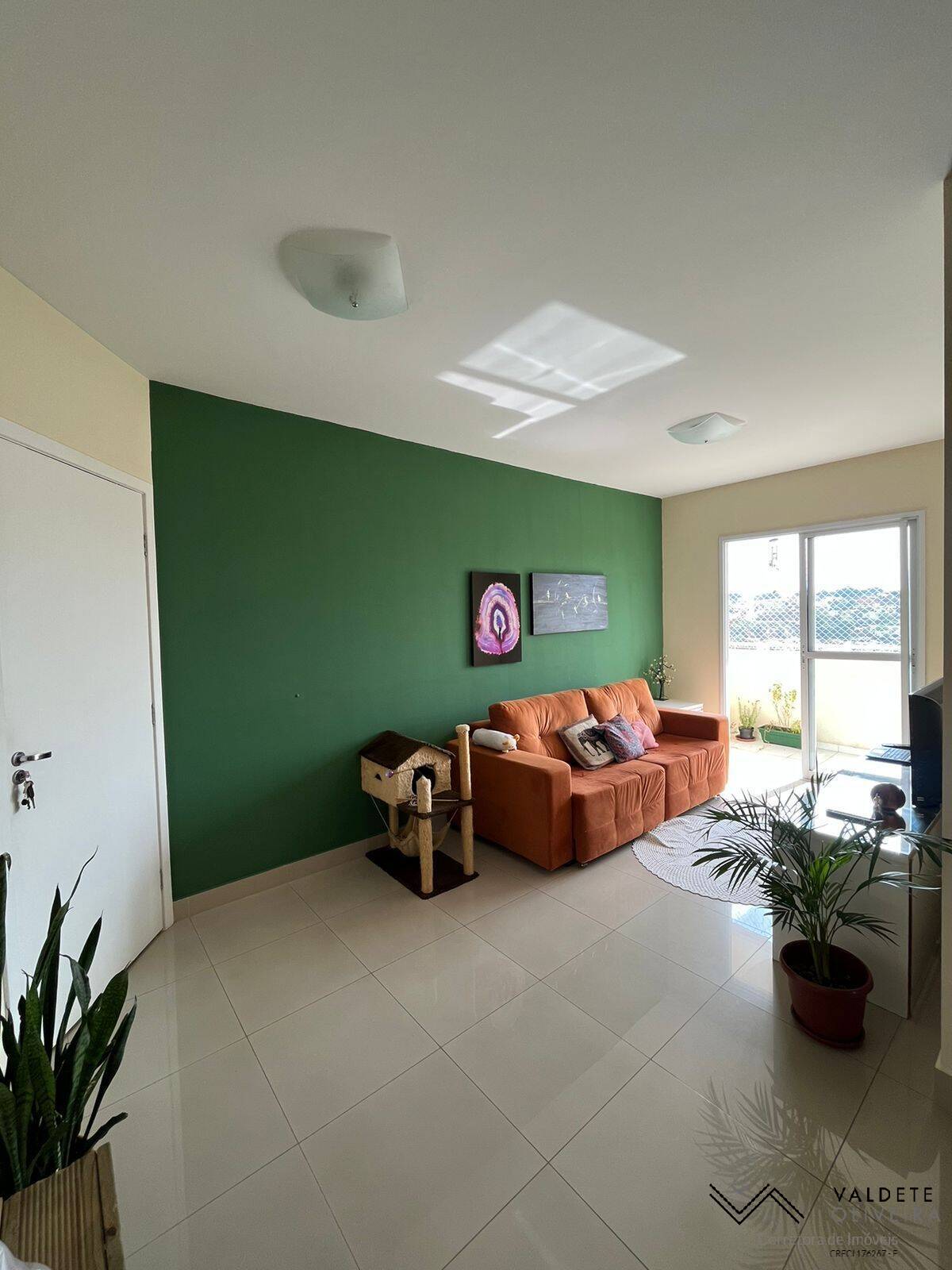 Apartamento à venda com 3 quartos, 82m² - Foto 2