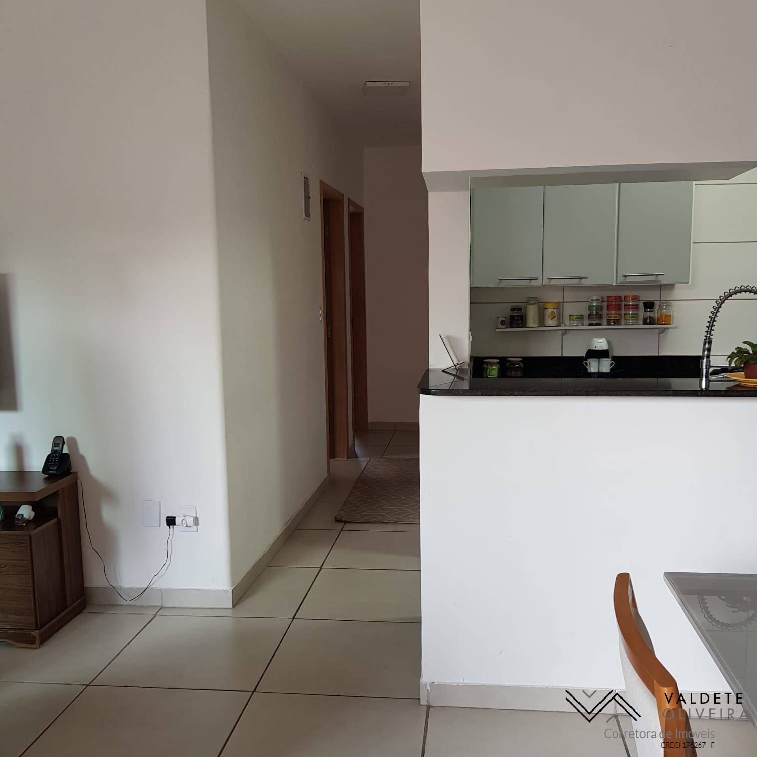 Casa à venda com 3 quartos, 140m² - Foto 2