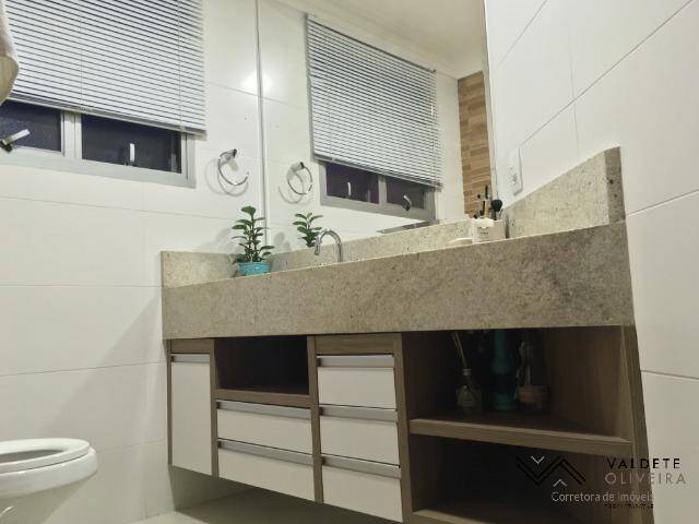 Apartamento à venda com 3 quartos, 97m² - Foto 12